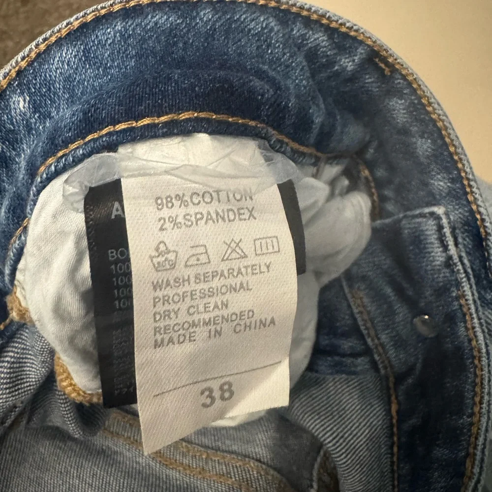 Amari Old English distressed skinny jeans in a light blue wash size 38 - Picture 8 of 17